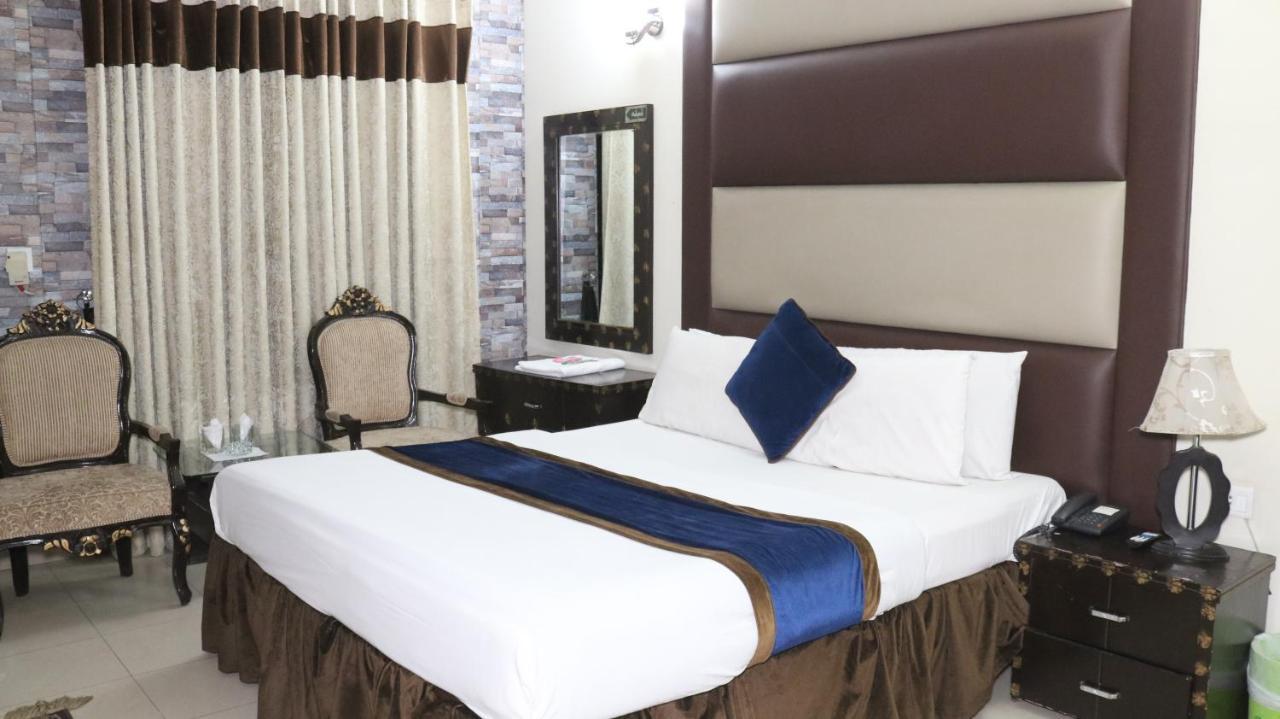 Hotel Tourist Inn Lahore Eksteriør bilde