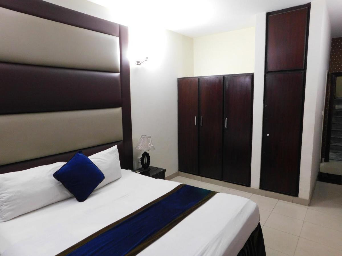 Hotel Tourist Inn Lahore Eksteriør bilde