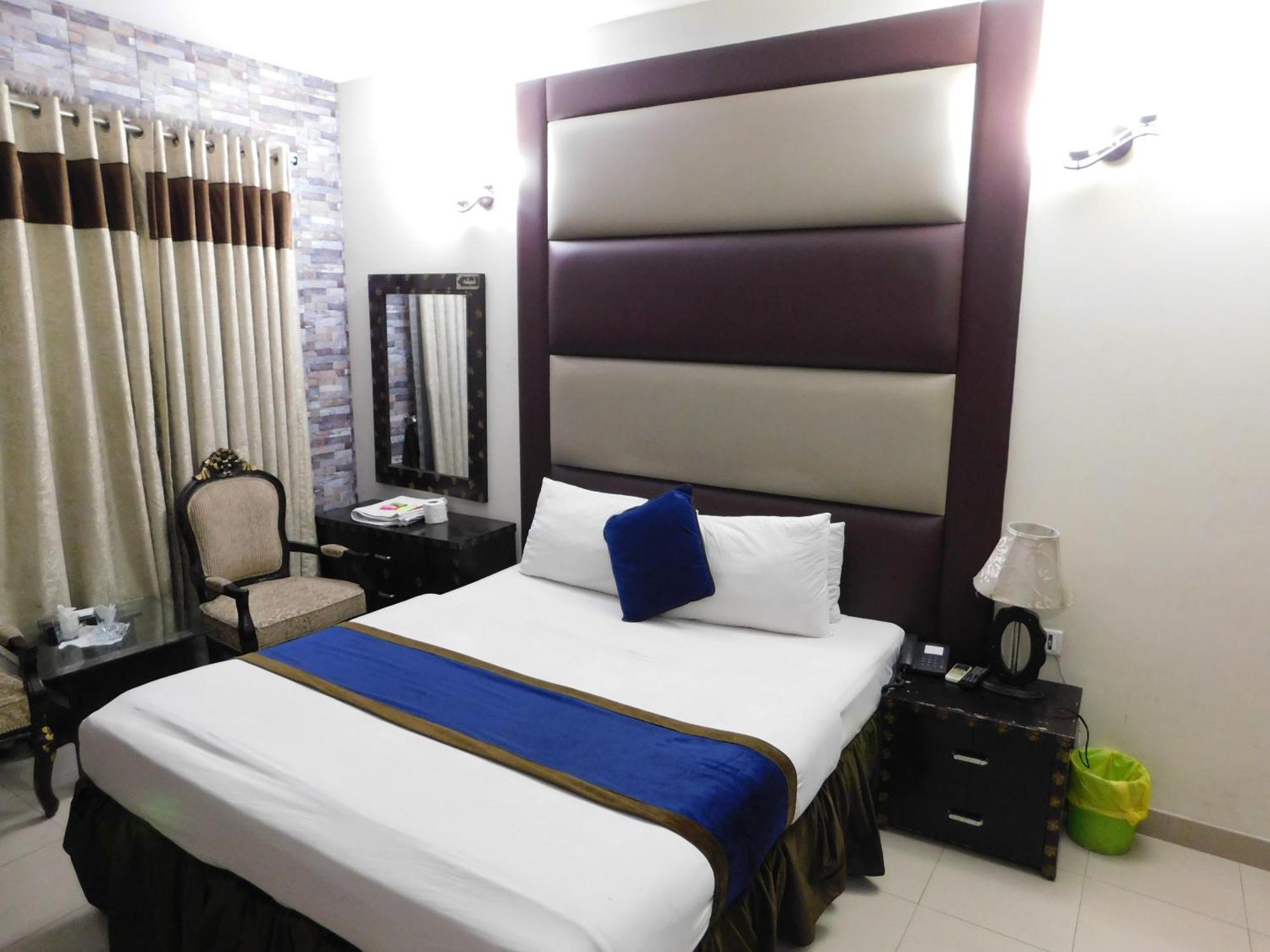 Hotel Tourist Inn Lahore Eksteriør bilde