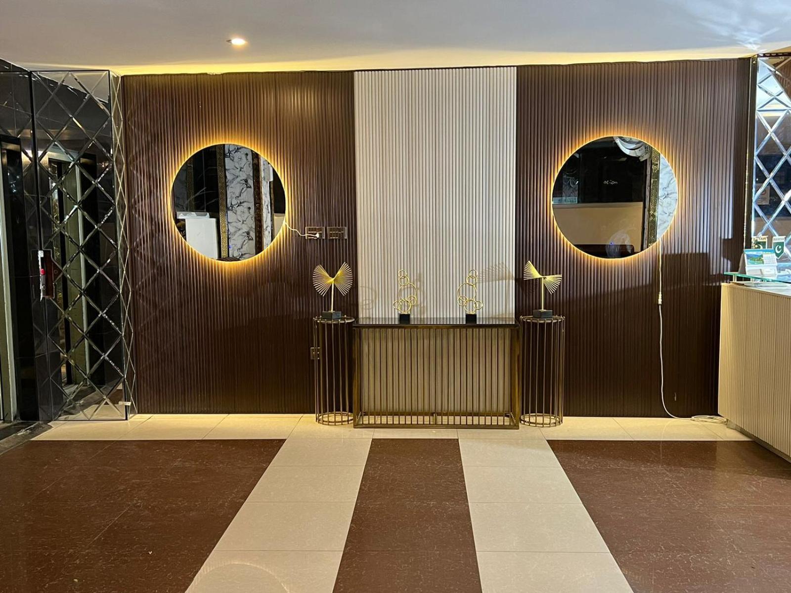 Hotel Tourist Inn Lahore Eksteriør bilde
