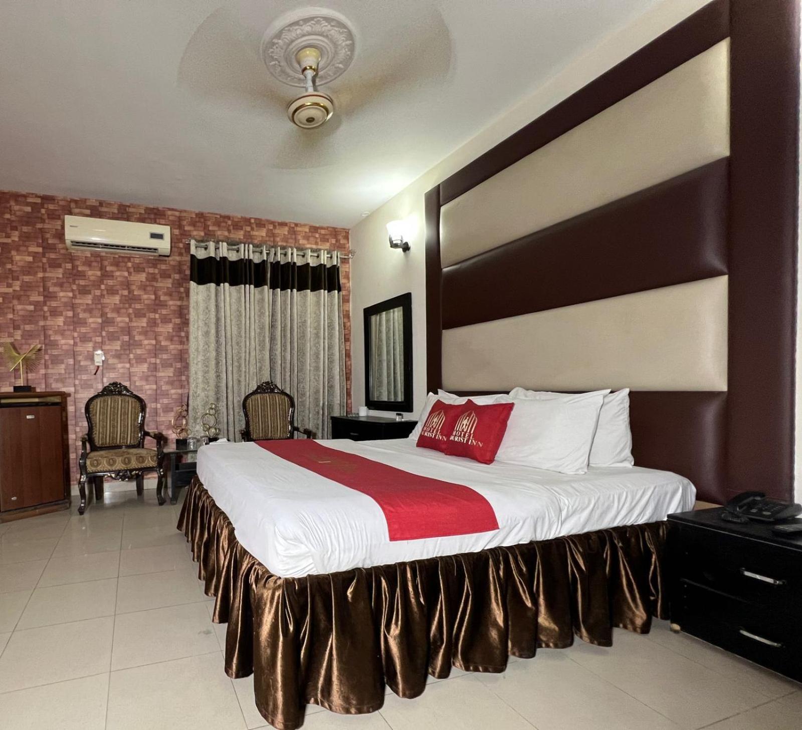 Hotel Tourist Inn Lahore Eksteriør bilde