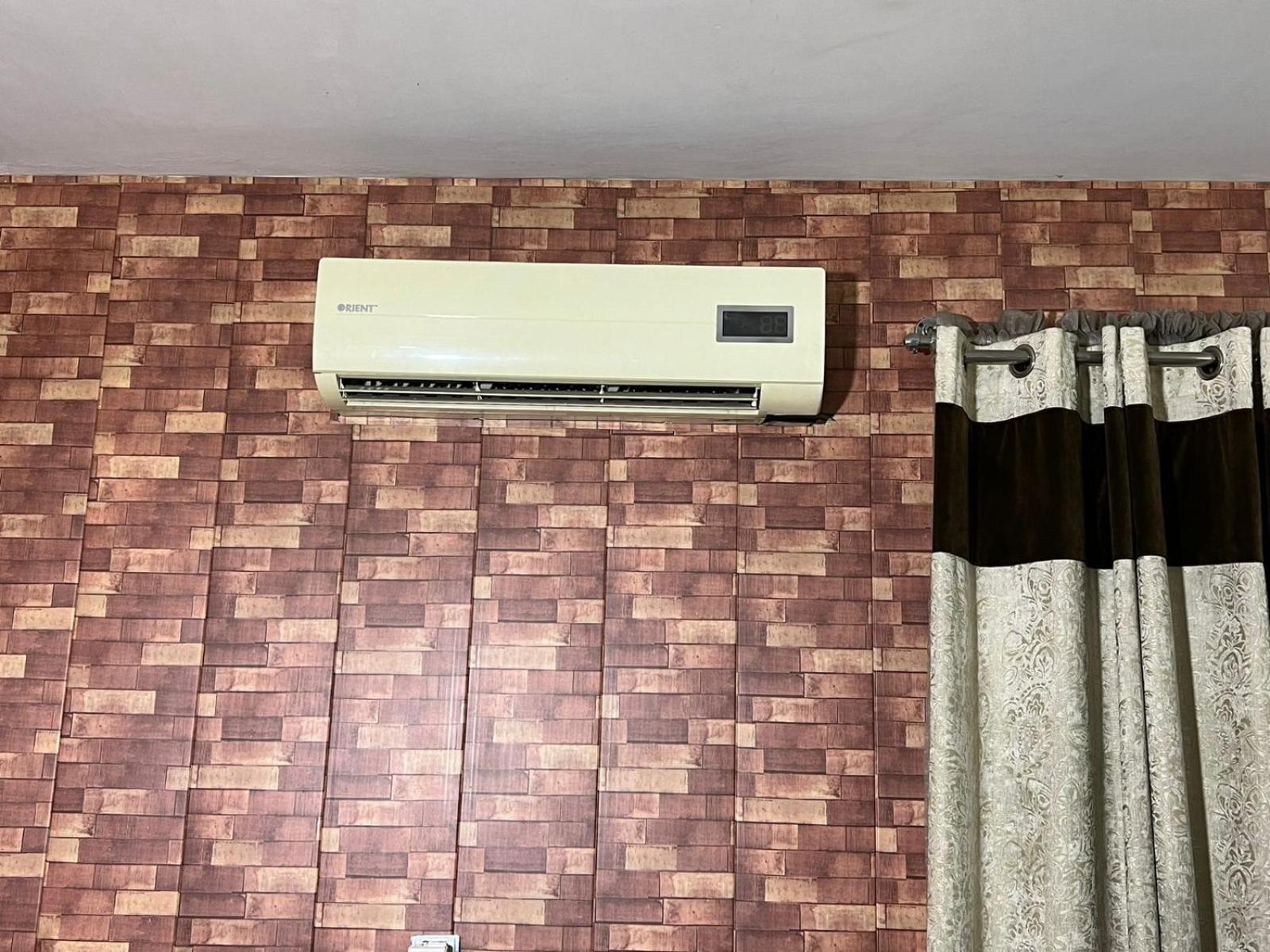 Hotel Tourist Inn Lahore Eksteriør bilde