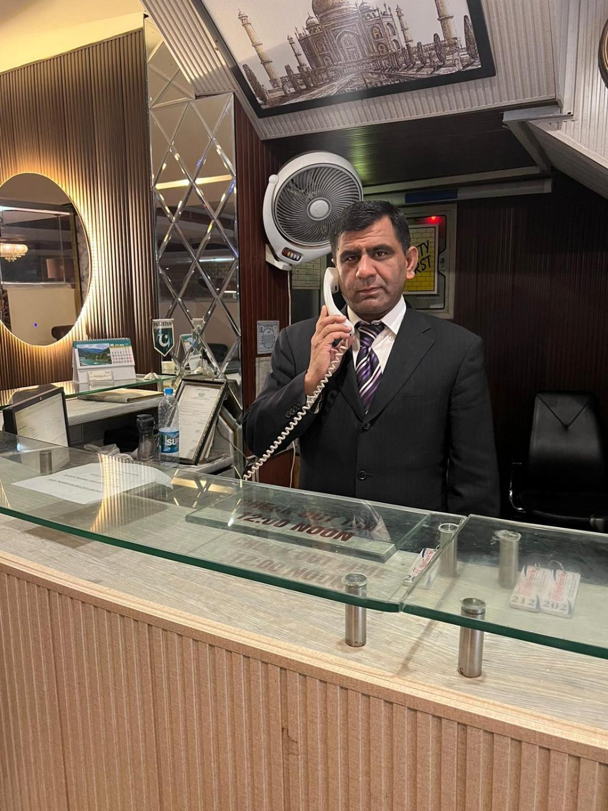 Hotel Tourist Inn Lahore Eksteriør bilde